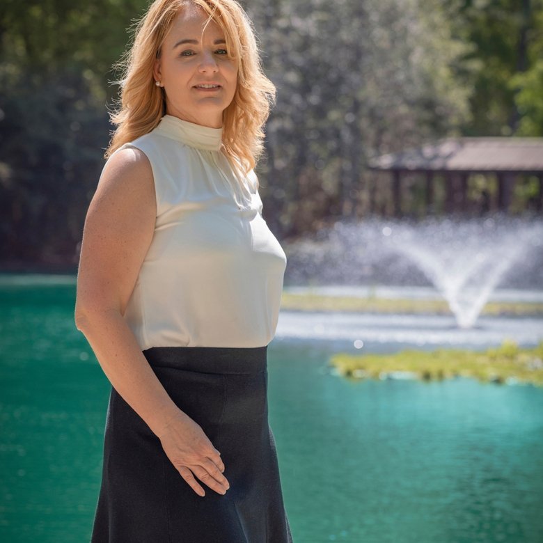 Jeanne Herzig-Arena Ocala Florida real estate agent