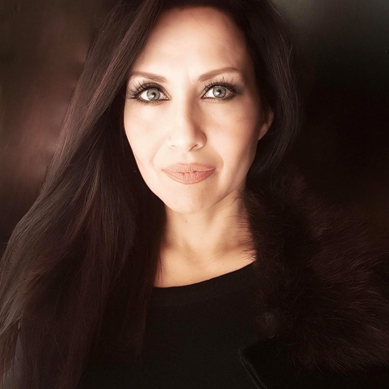 Gloria Ampuero Ocala Florida real estate agent